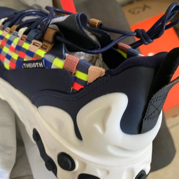 Nike theioth size 9 - Picture 7 of 7